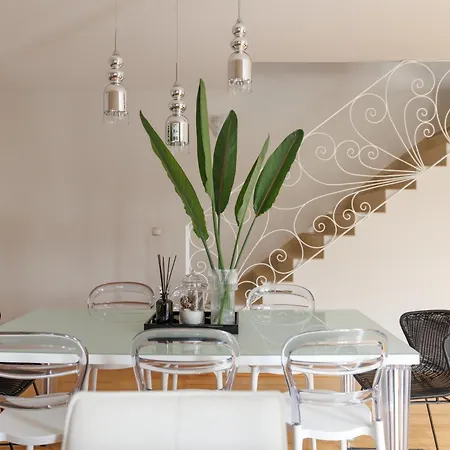 Botanica - Elegant Family House With Beautiful Pool And Garden Near The Sea Villa Kastela