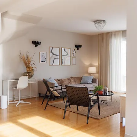 Villa Botanica - Elegant Family House With Beautiful Pool And Garden Near The Sea *